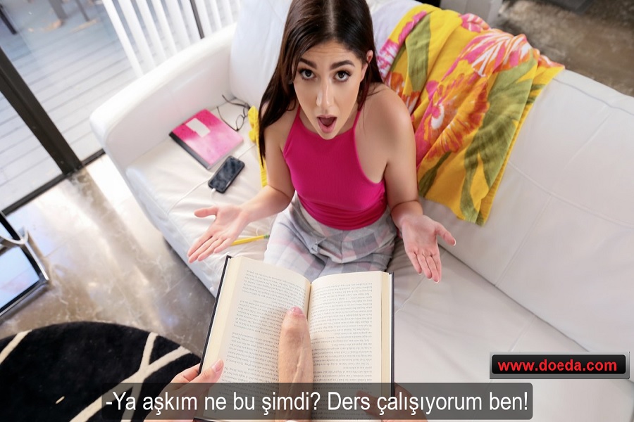 Ders Çalışan Kız Arkadaşına Yarak Molası Verdiren Yaramaz