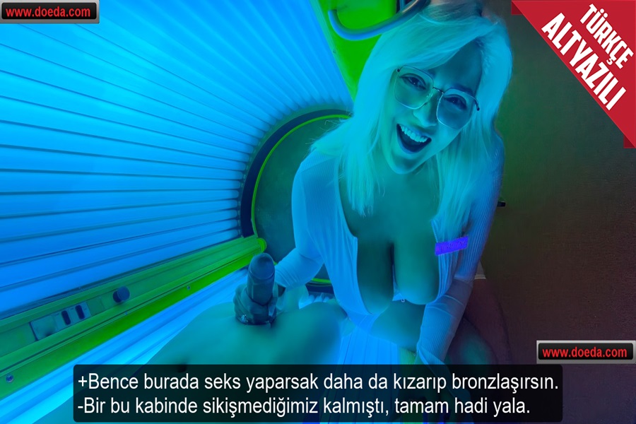 Solaryum Kabininde Bronzlaşmaya Çalışırken Seksi Kızı Kızartarak Sikti